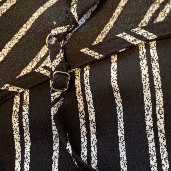 Button down tank - Picture 2 of 3